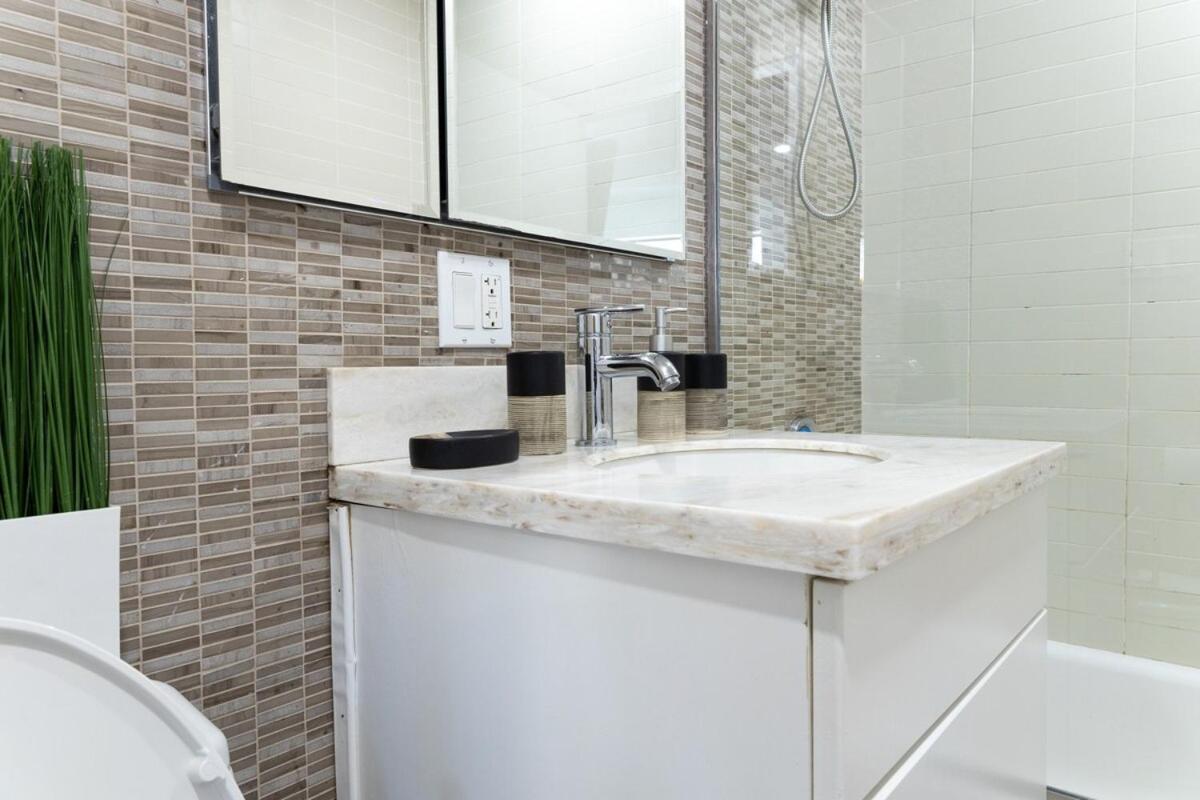 Appartement 809-6B New 2Br Duplex With Private Patio à New York Extérieur photo